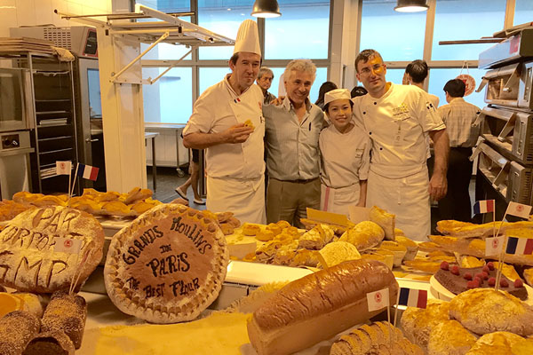 Grands Moulins De Paris bread making demonstration