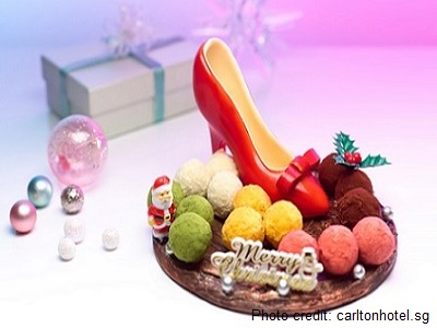 A Candy Clad Christmas at Carlton Hotel Singapore