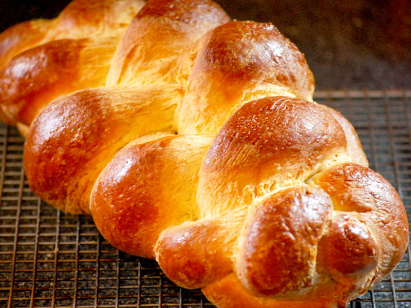 Challah: The enriched bread that would satisfy all your bread cravings