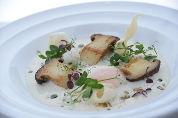 egg confit with mushroom & ParmigianoReggiano fondue & chip