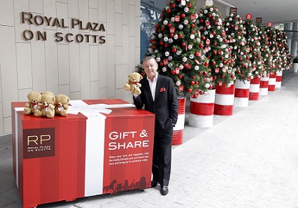 Give this Christmas with Royal Plaza on Scotts