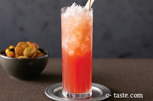 The Singapore Sling turns 100!