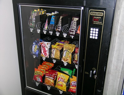 Vending machines in Singapore: Hot-food available